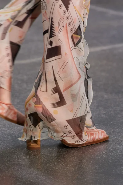 Look 32